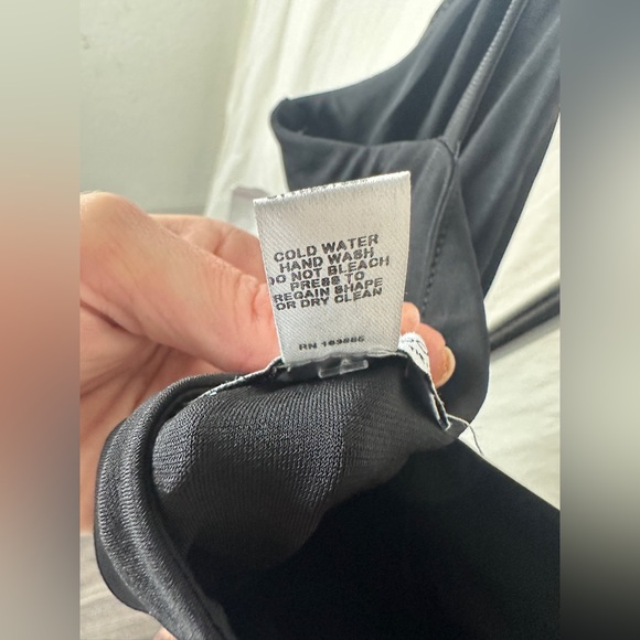 The Fashion Poet Black V-Neck Ruched Bodycon Dress Size Large (12-14) NWT - Picture 12 of 14